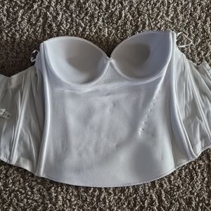 Chic White Strapless Bustier